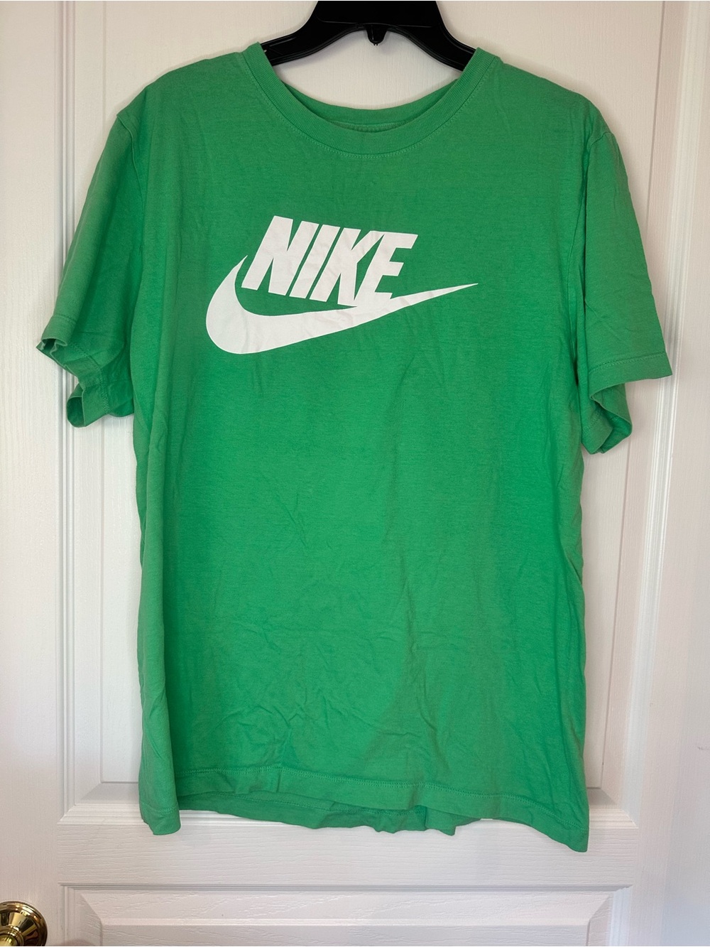 Nike Sportswear Futura Icon T-Shirt Green Short Sleeve Logo Tee